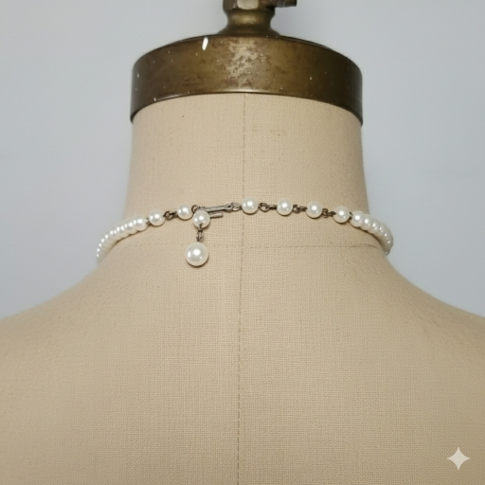 🛑SOLD🛑 Vintage 14-17" Pearl Tie Necktie Necklace Hong Kong Faux Handmade - Picture 4 of 12